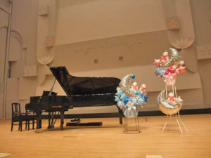 ピアノの発表会や披露宴会場 お誕生日などのイベントを自分で飾る おススメのバルーン装飾 ｔ ラビット公式サイト